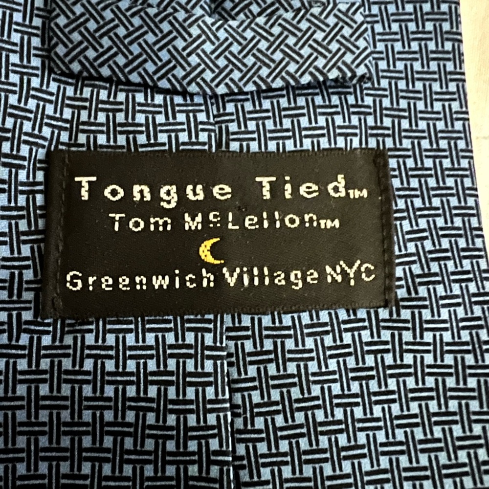(3) Silk ties Egara, tongue tied, saks 5th Ave - Picture 5 of 6